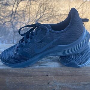 Nike Downshifter women's running shoe in Black/Dark Smoke Grey.  Never worn!